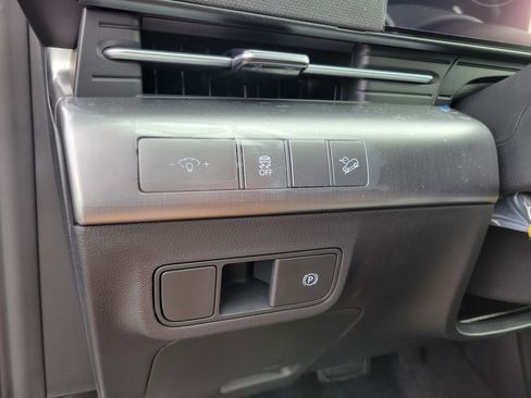 Used 2026 Hyundai Kona SEL Sport FWD image 11
