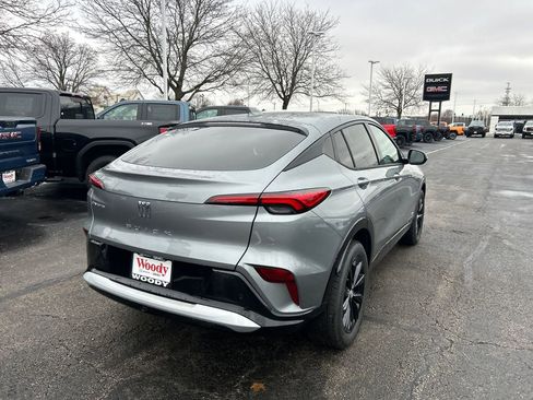 New 2026 Buick Envista Sport Touring image 9