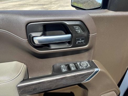 Used 2022 Chevrolet Silverado 1500 LTZ w/ LTZ Premium Package image 10