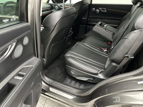 Certified 2026 Genesis GV80 2.5T Advanced image 23