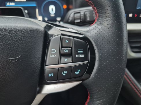 Certified 2025 Ford Explorer ST-Line image 28