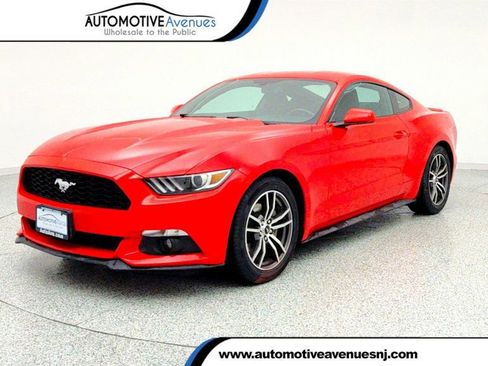 Used 2017 Ford Mustang Coupe image 1