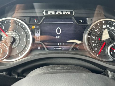 New 2026 RAM 1500 Express AWD/4WD image 22
