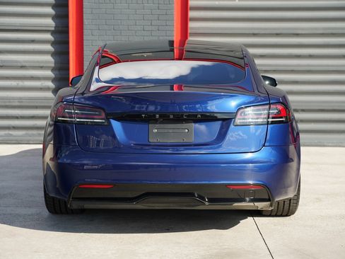Used 2023 Tesla Model S Standard Range image 8