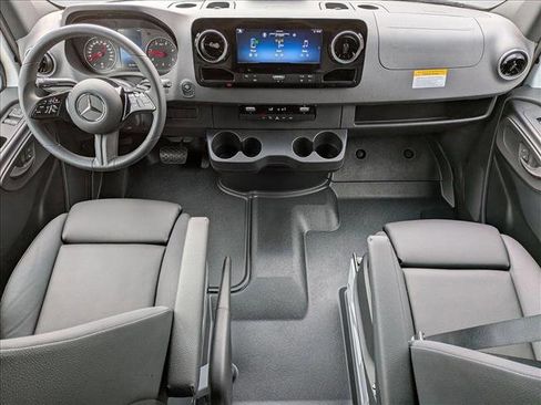 New 2026 Mercedes-Benz Sprinter 2500 image 14