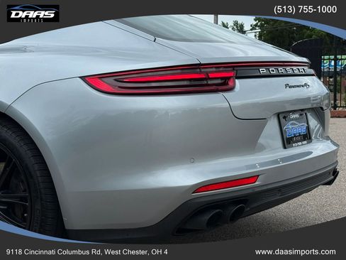 Used 2018 Porsche Panamera 4S AWD/4WD image 25
