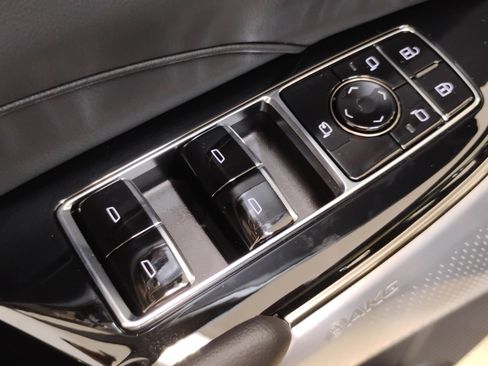 New 2025 Cadillac Lyriq Sport image 30