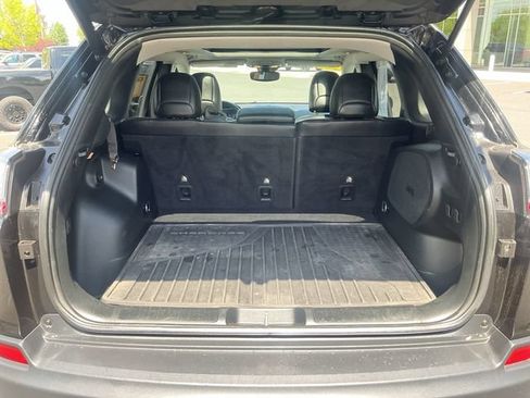 Used 2019 Jeep Cherokee Trailhawk AWD/4WD image 29