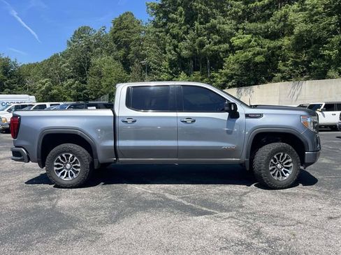 Used 2019 GMC Sierra 1500 AT4 w/ AT4 Premium Package AWD/4WD image 2
