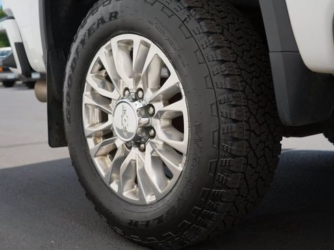 Certified 2022 Chevrolet Silverado 3500 High Country w/ Z71 Off-Road Package AWD/4WD image 31