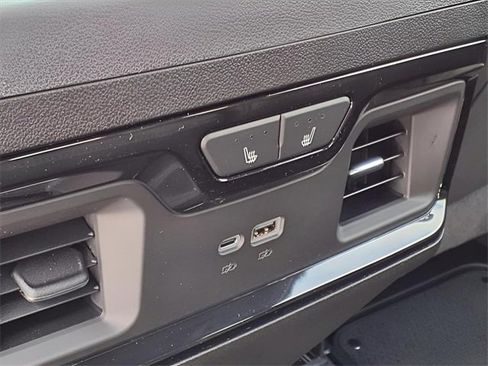 New 2025 GMC Sierra 2500 AT4 w/ AT4 Premium Plus Package image 22