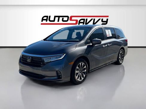 Used 2024 Honda Odyssey EX-L image 3