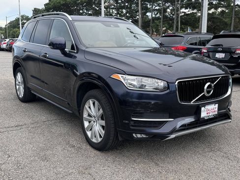 Used 2016 Volvo XC90 T6 Momentum AWD/4WD image 3