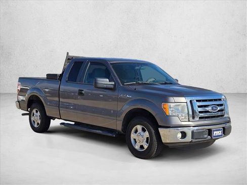 Used 2012 Ford F150 XLT image 3