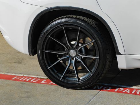 Used 2012 BMW X6 M image 48