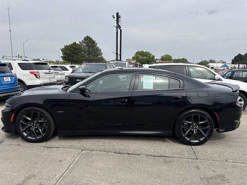 Used 2019 Dodge Charger R/T w/ Driver Confidence Group RWD image 3