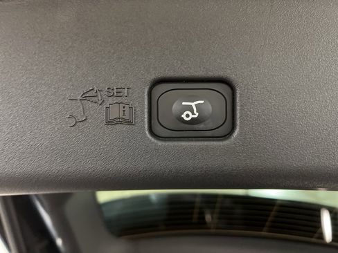 New 2026 Lincoln Nautilus Premier image 38