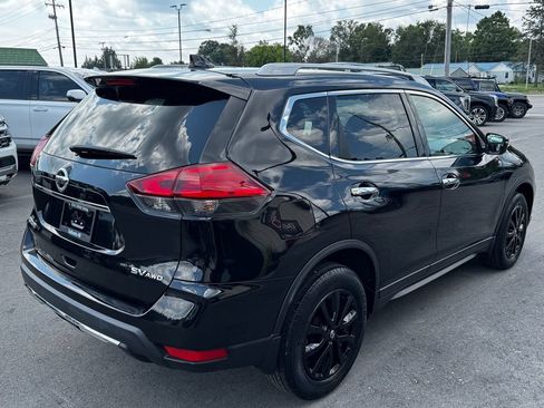 Used 2017 Nissan Rogue AWD image 6