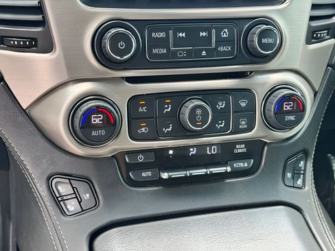 Used 2020 GMC Yukon Denali w/ Open Road Package AWD/4WD image 33