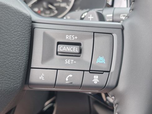 New 2026 Nissan Pathfinder SV w/ Cargo Package FWD image 33