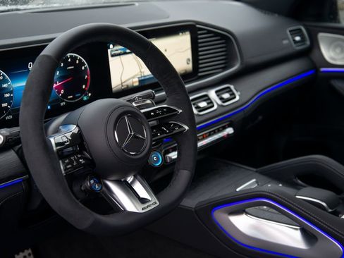 New 2026 Mercedes-Benz GLE 53 AMG 4MATIC Coupe image 15