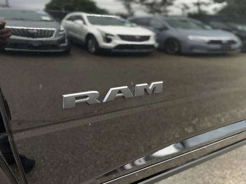 Used 2024 RAM 2500 Limited AWD/4WD image 47