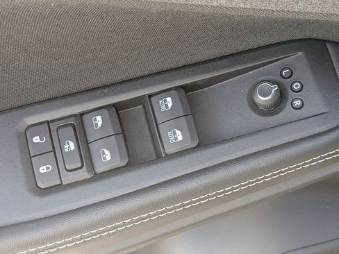 New 2026 Jeep Cherokee Laredo AWD/4WD image 16