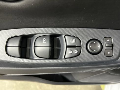 New 2025 Nissan Sentra S image 15