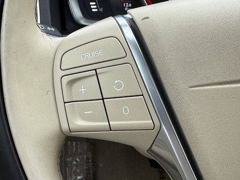 Used 2016 Volvo S60 T5 Premier image 19