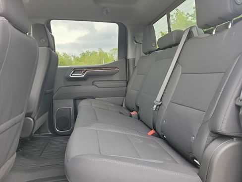 New 2026 GMC Sierra 1500 SLE w/ Preferred Package image 27