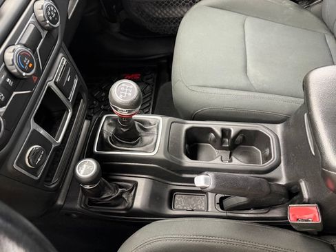 Used 2018 Jeep Wrangler Unlimited Sport AWD/4WD image 53