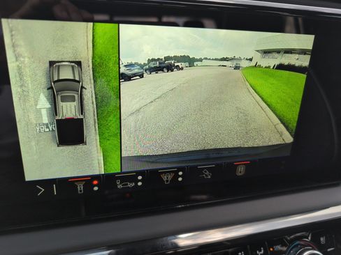 Used 2025 GMC Sierra 1500 AT4X AWD/4WD image 40