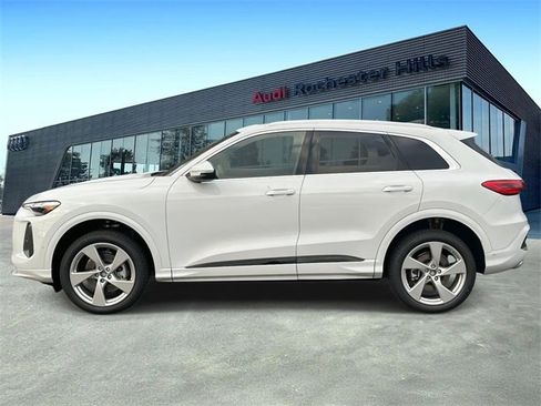New 2025 Audi Q5 2.0T Premium Plus image 2