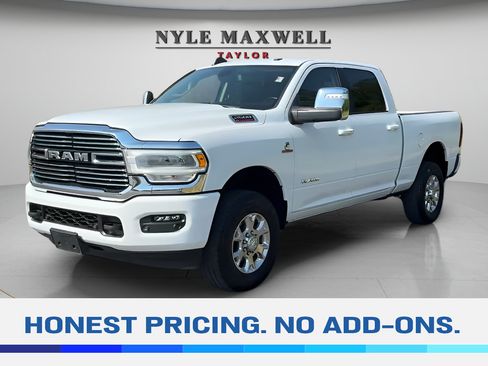 Used 2024 RAM 2500 Laramie AWD/4WD image 1
