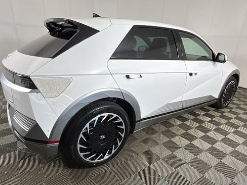 Used 2024 Hyundai Ioniq 5 Limited AWD/4WD image 2