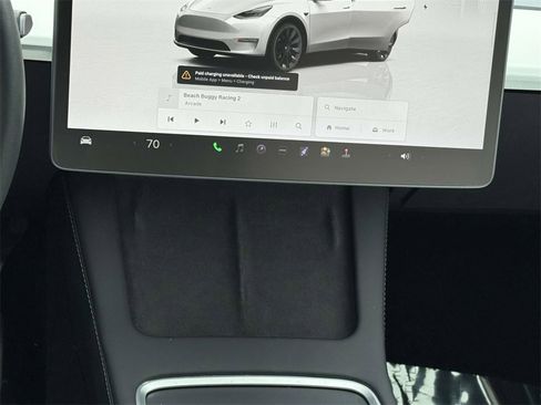 Used 2023 Tesla Model Y Long Range image 19