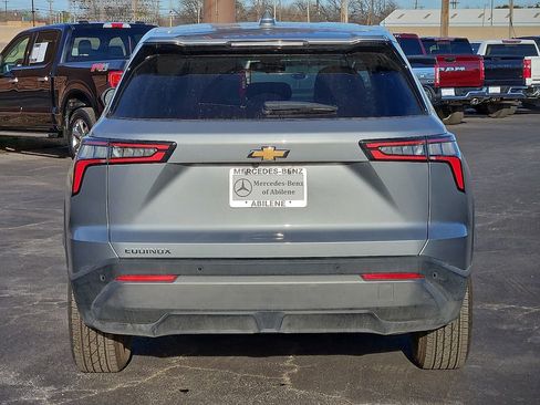 Used 2025 Chevrolet Equinox LT image 6