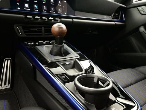 Certified 2025 Porsche 911 Carrera T RWD image 11
