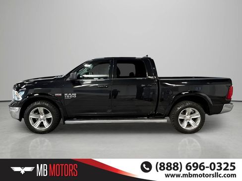 Used 2019 RAM 1500 Classic SLT w/ SLT Plus D←cor Group AWD/4WD image 7