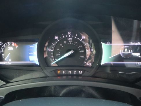 Used 2016 Ford Expedition Platinum AWD/4WD image 35