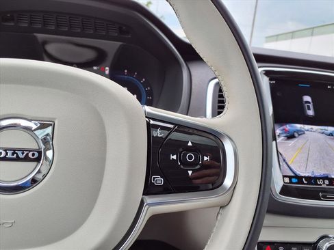 Certified 2024 Volvo XC90 B5 Core image 29