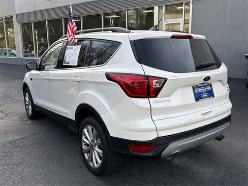 Used 2019 Ford Escape SEL image 6