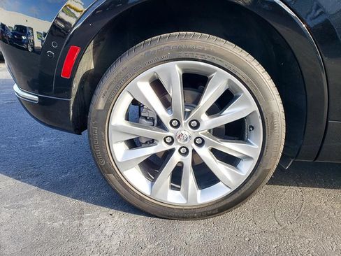 Used 2023 Buick Envision Avenir AWD/4WD image 34