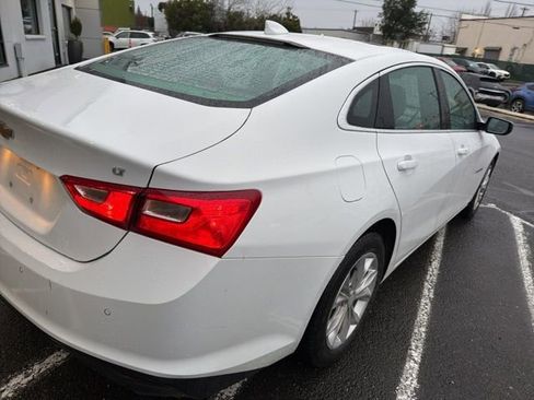 Used 2024 Chevrolet Malibu LT image 10