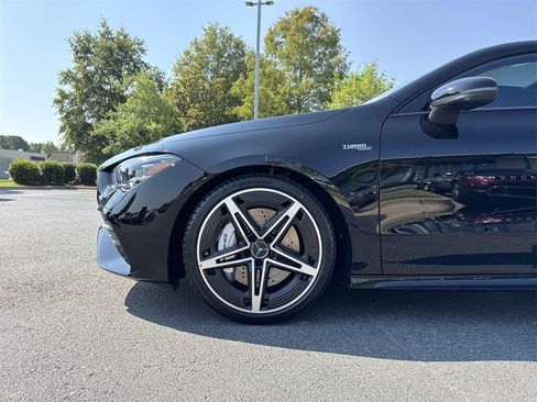 New 2026 Mercedes-Benz CLA 35 AMG 4MATIC image 9