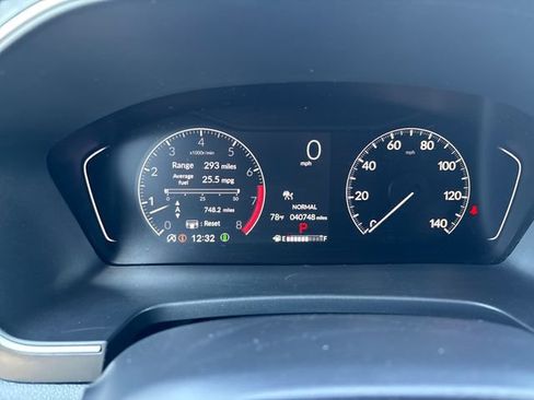 Used 2025 Honda Pilot EX-L image 15