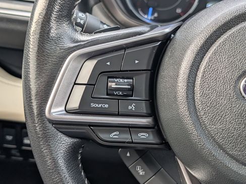 Used 2022 Subaru Ascent Limited w/ Technology Package image 29