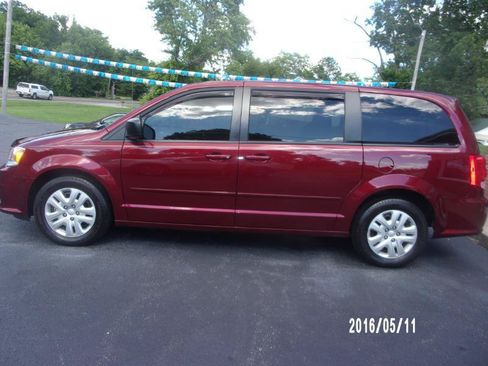 Used 2017 Dodge Grand Caravan SE w/ Power Window Group FWD image 6