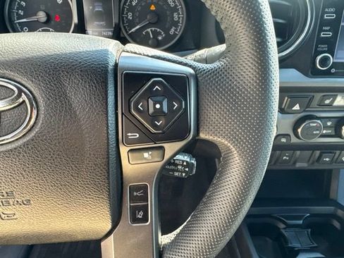 Used 2021 Toyota Tacoma TRD Off-Road w/ TRD Premium Off Road Package AWD/4WD image 13