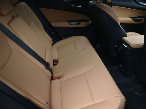 New 2026 Lexus NX 350 AWD image 21